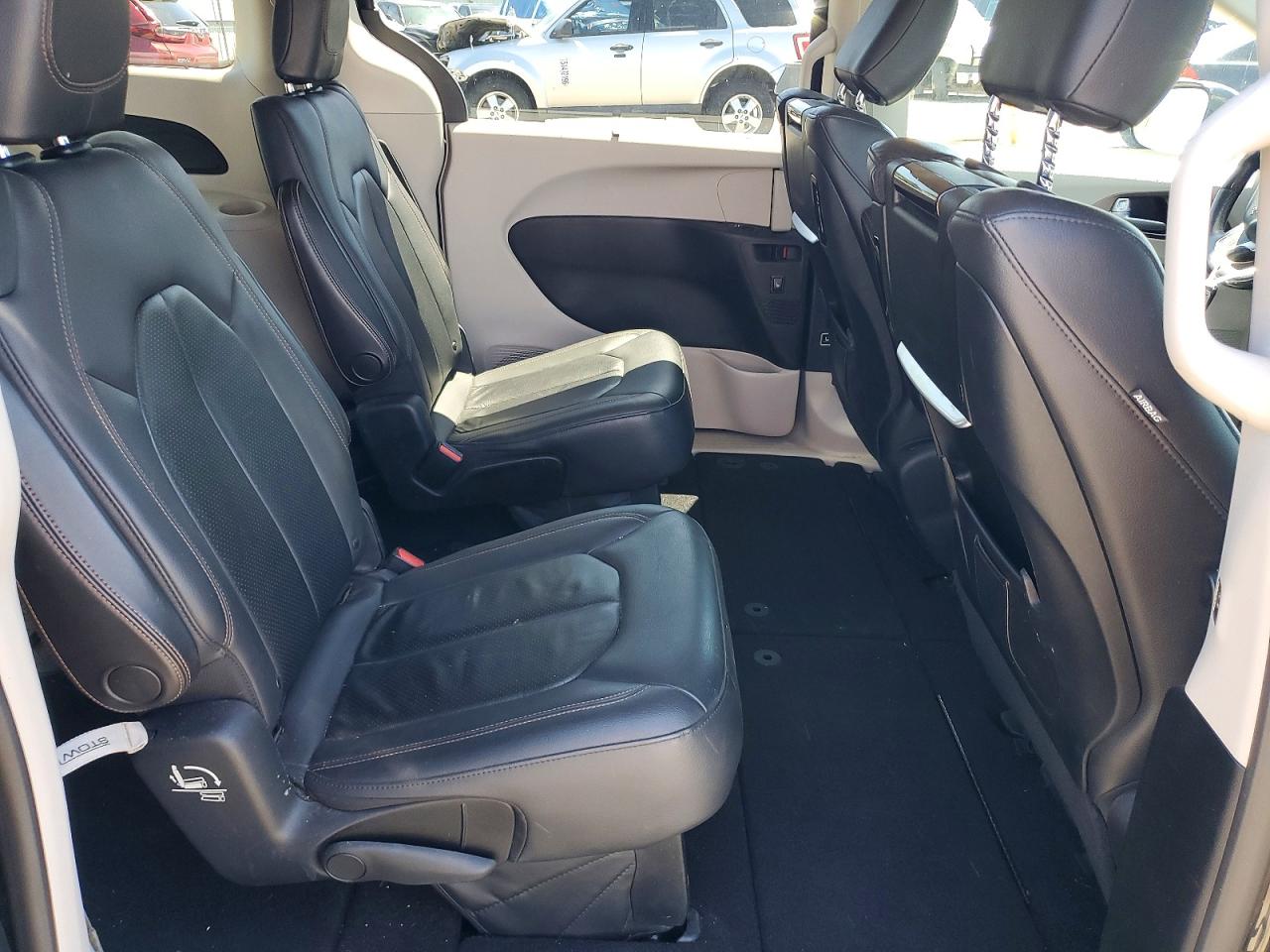 Chrysler Pacifica Touring L Plus