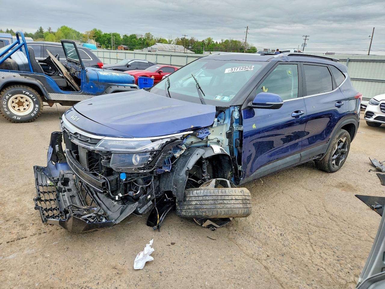 Salvage Kia Seltos Image