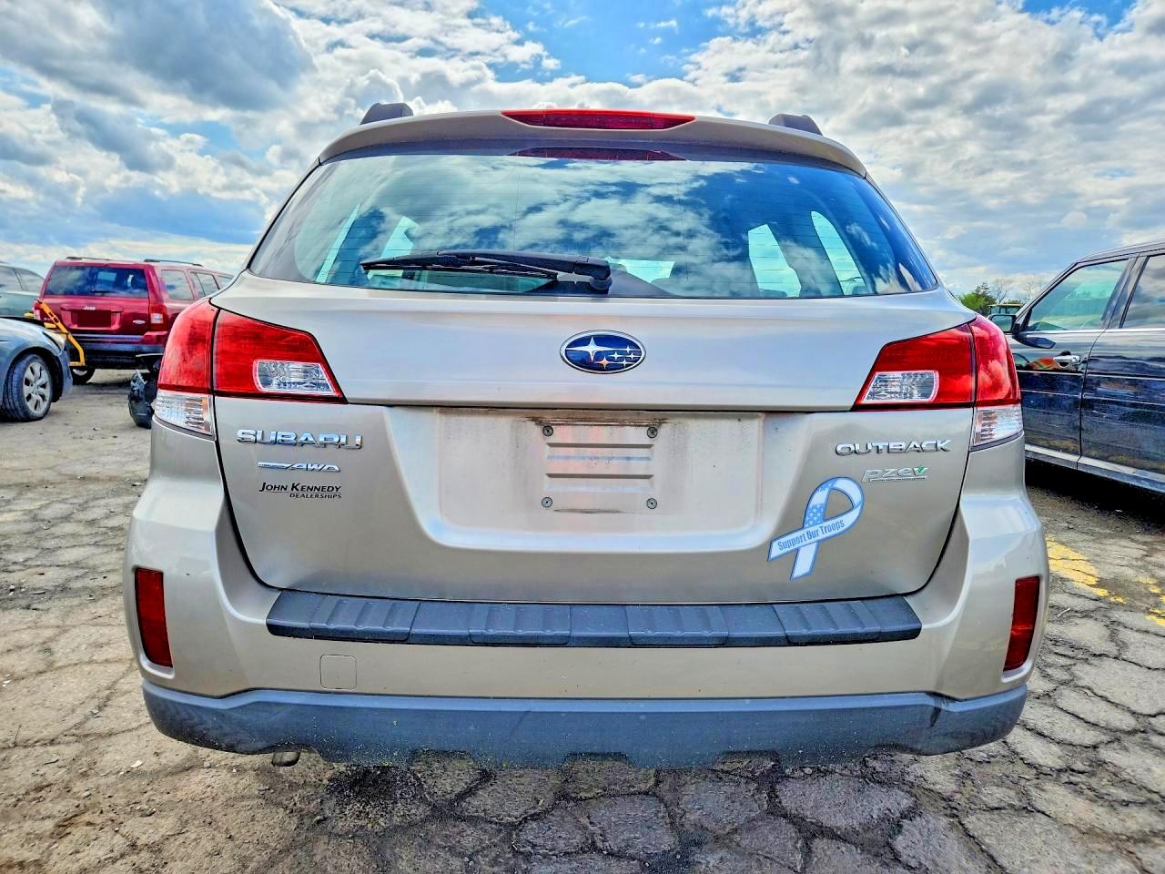 Subaru Outback 2.5i