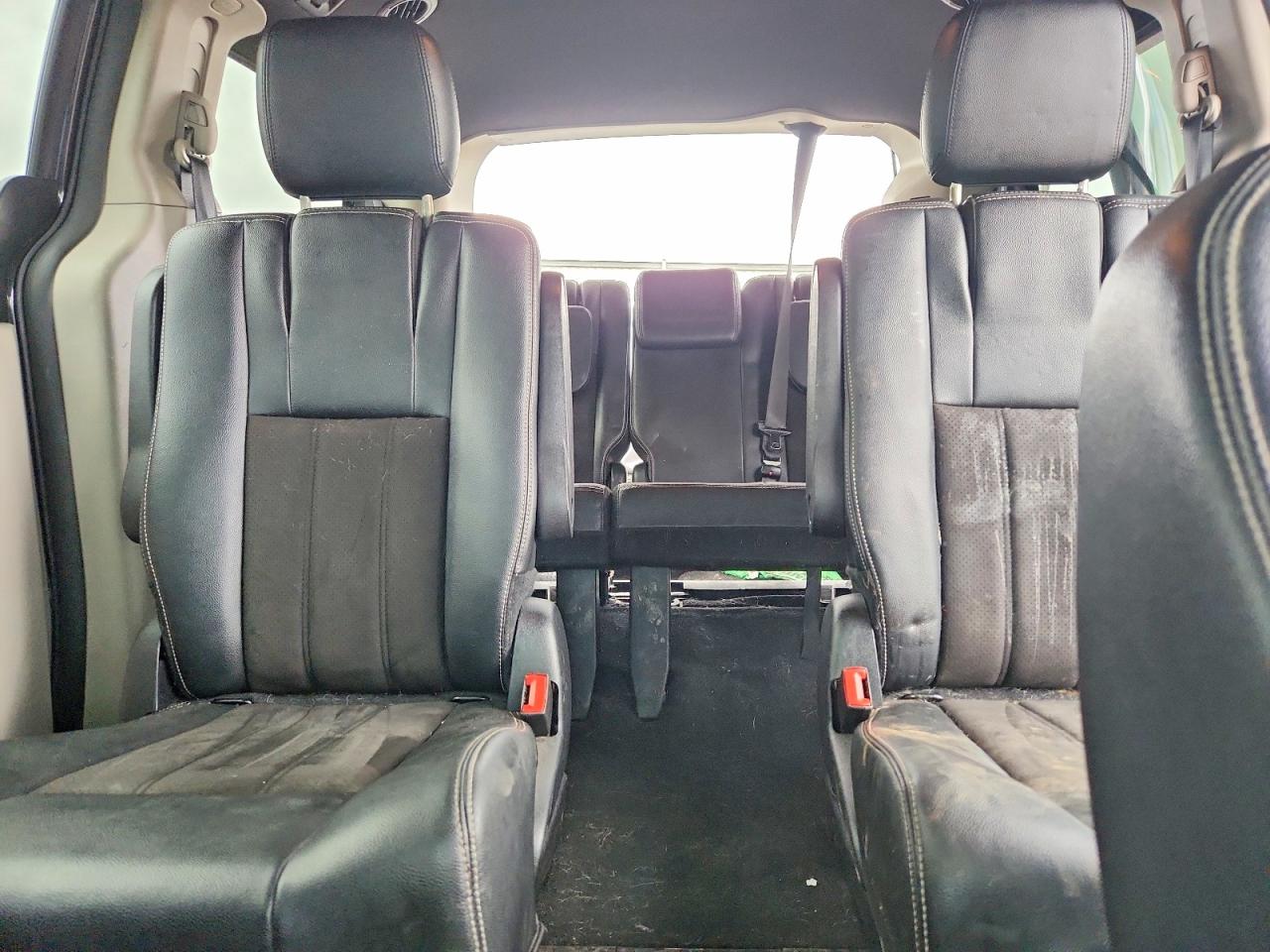 Dodge Caravan Sxt