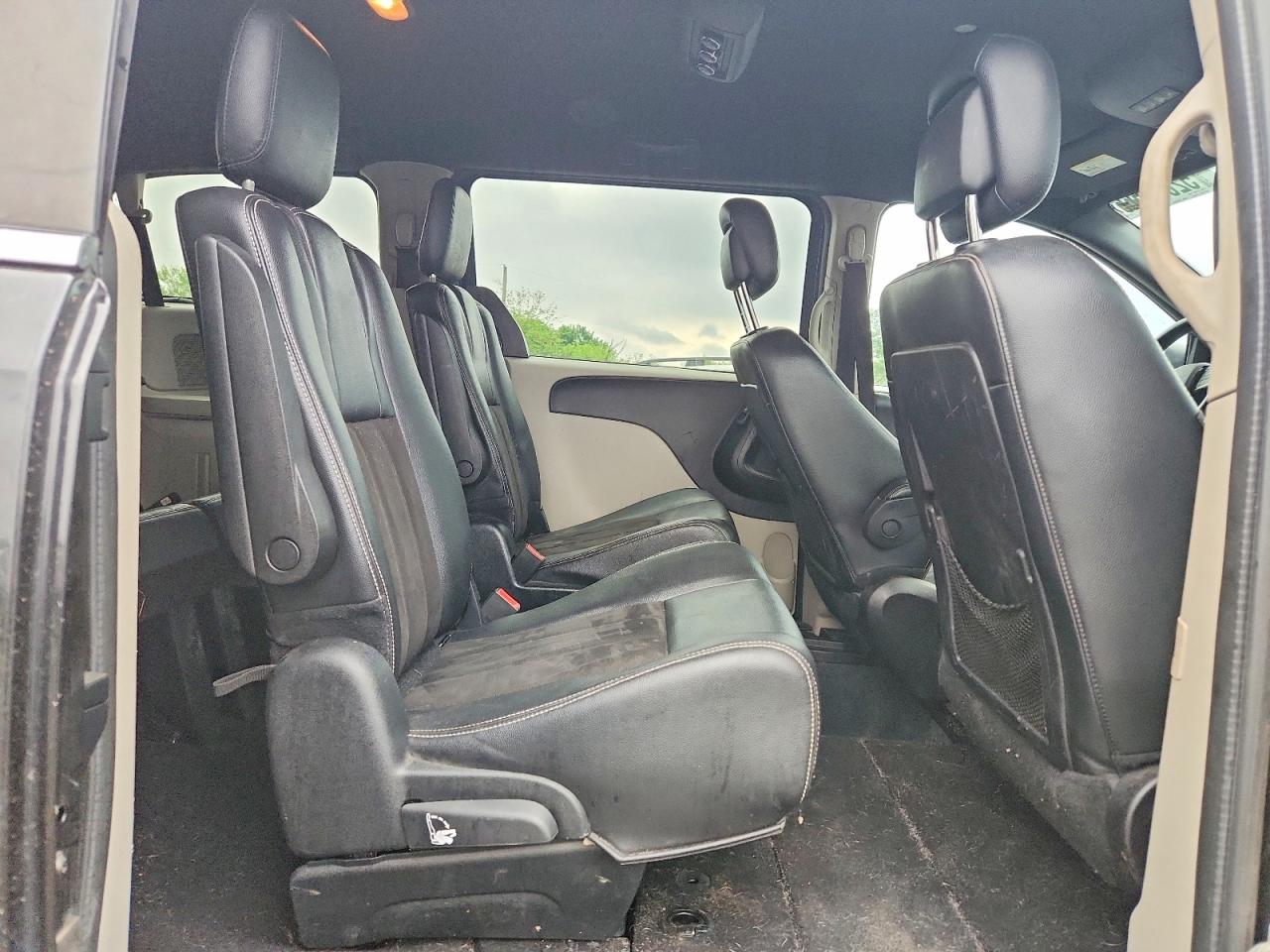 Dodge Caravan Sxt