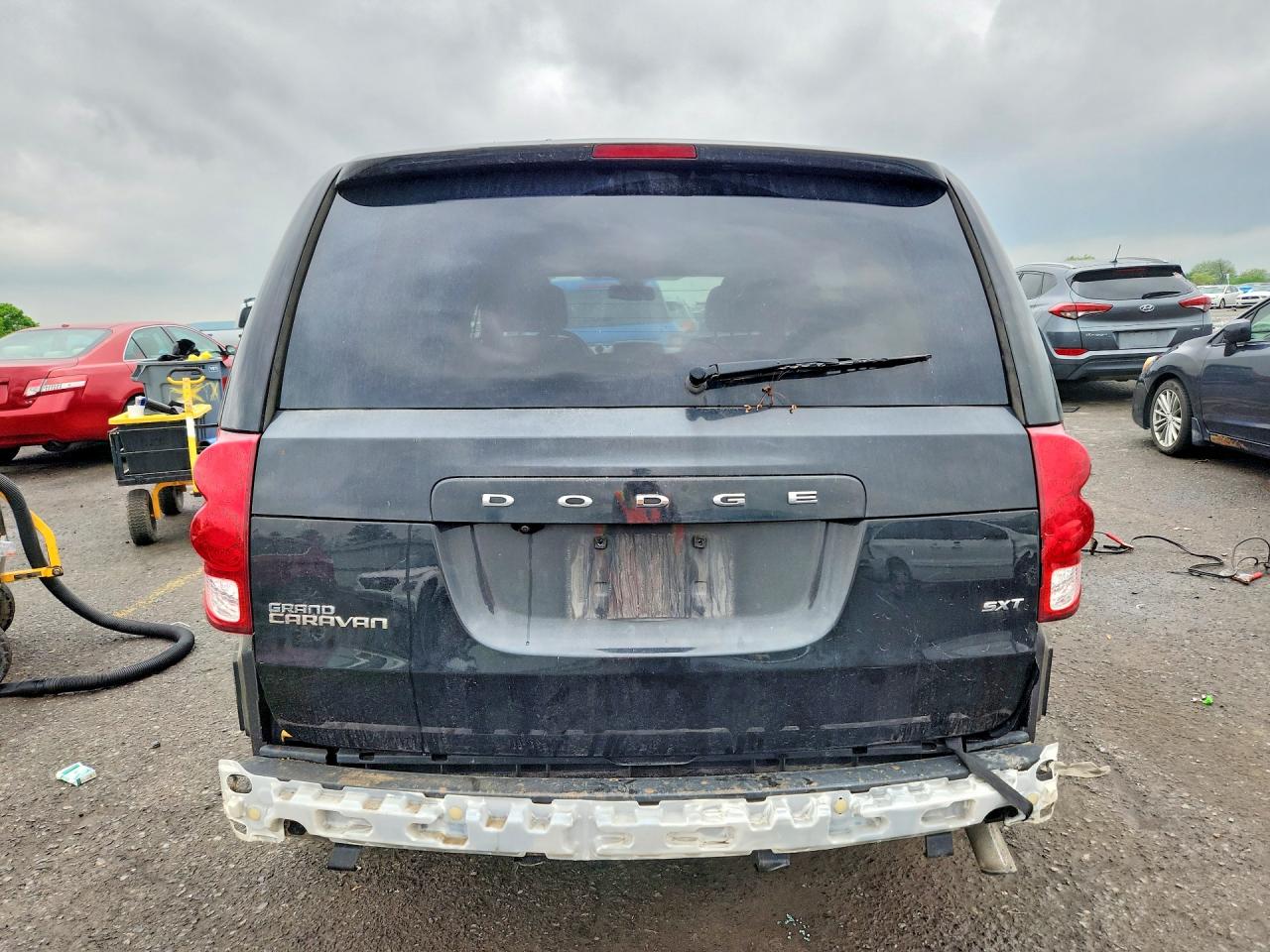 Dodge Caravan Sxt