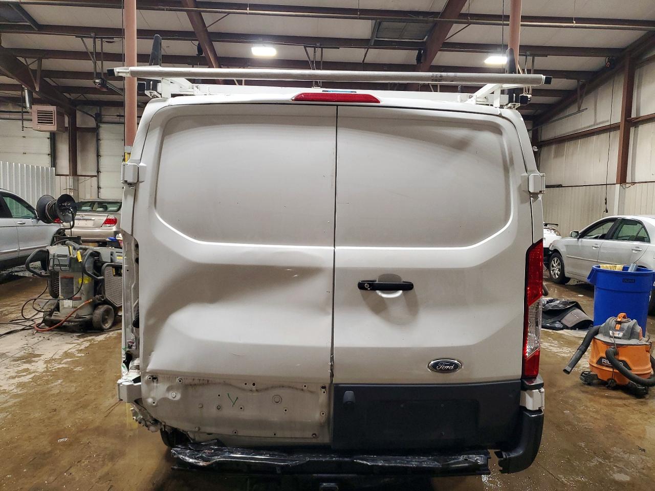Ford Transit T-150