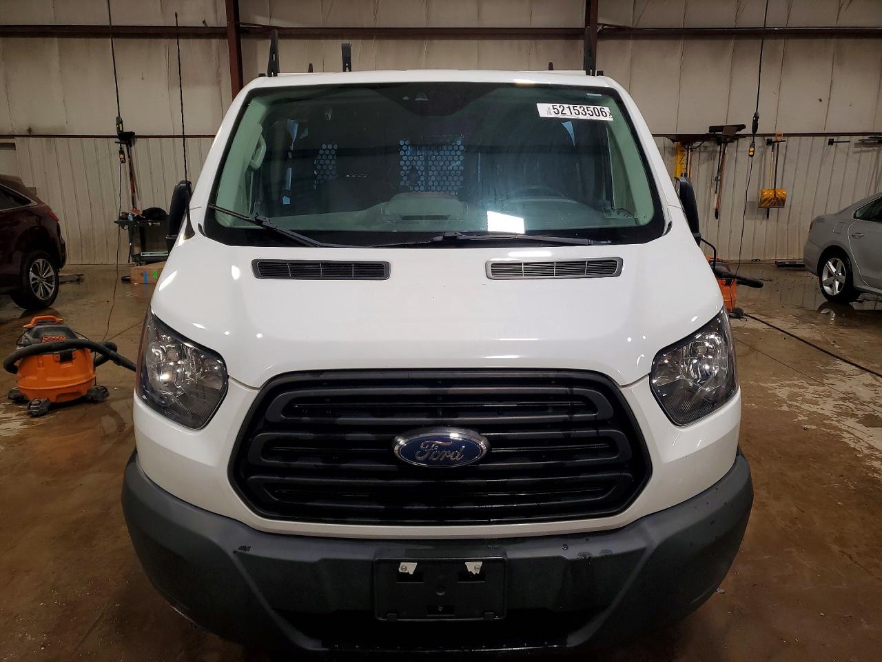 Ford Transit T-150
