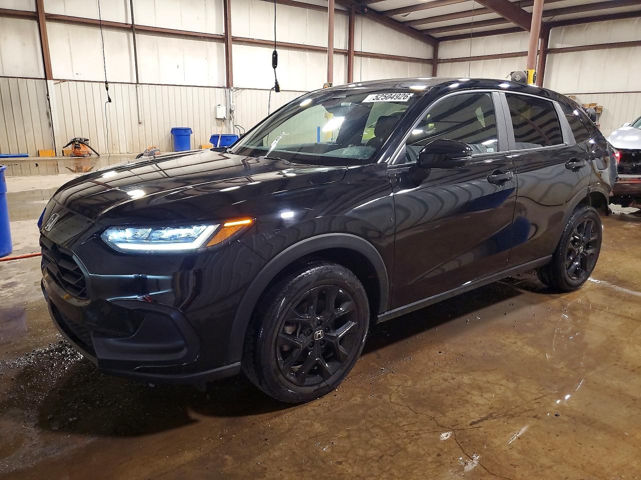 Salvage Honda HR-V Image