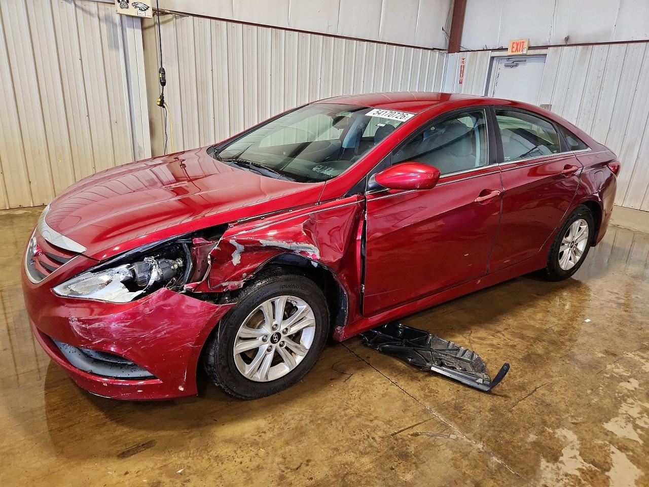 Salvage Hyundai SONATA Image