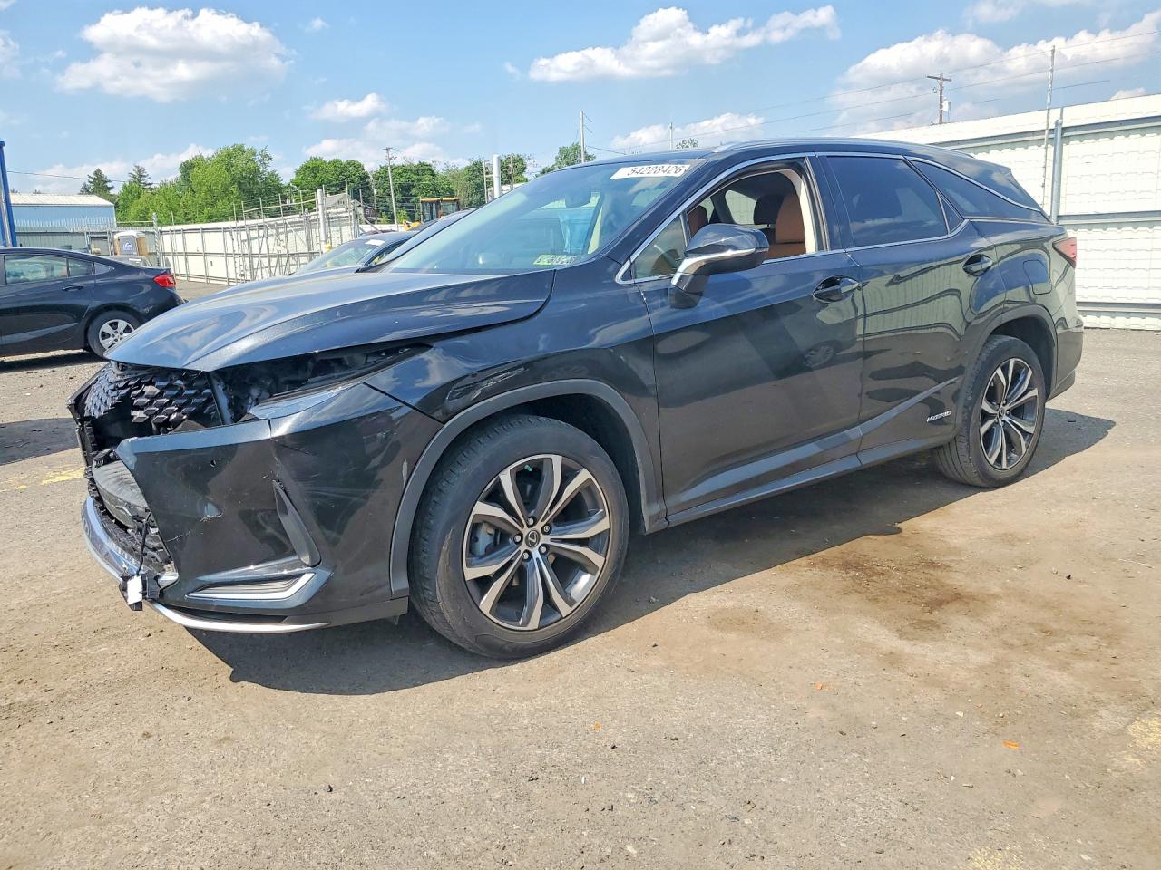 Salvage Lexus RX Image