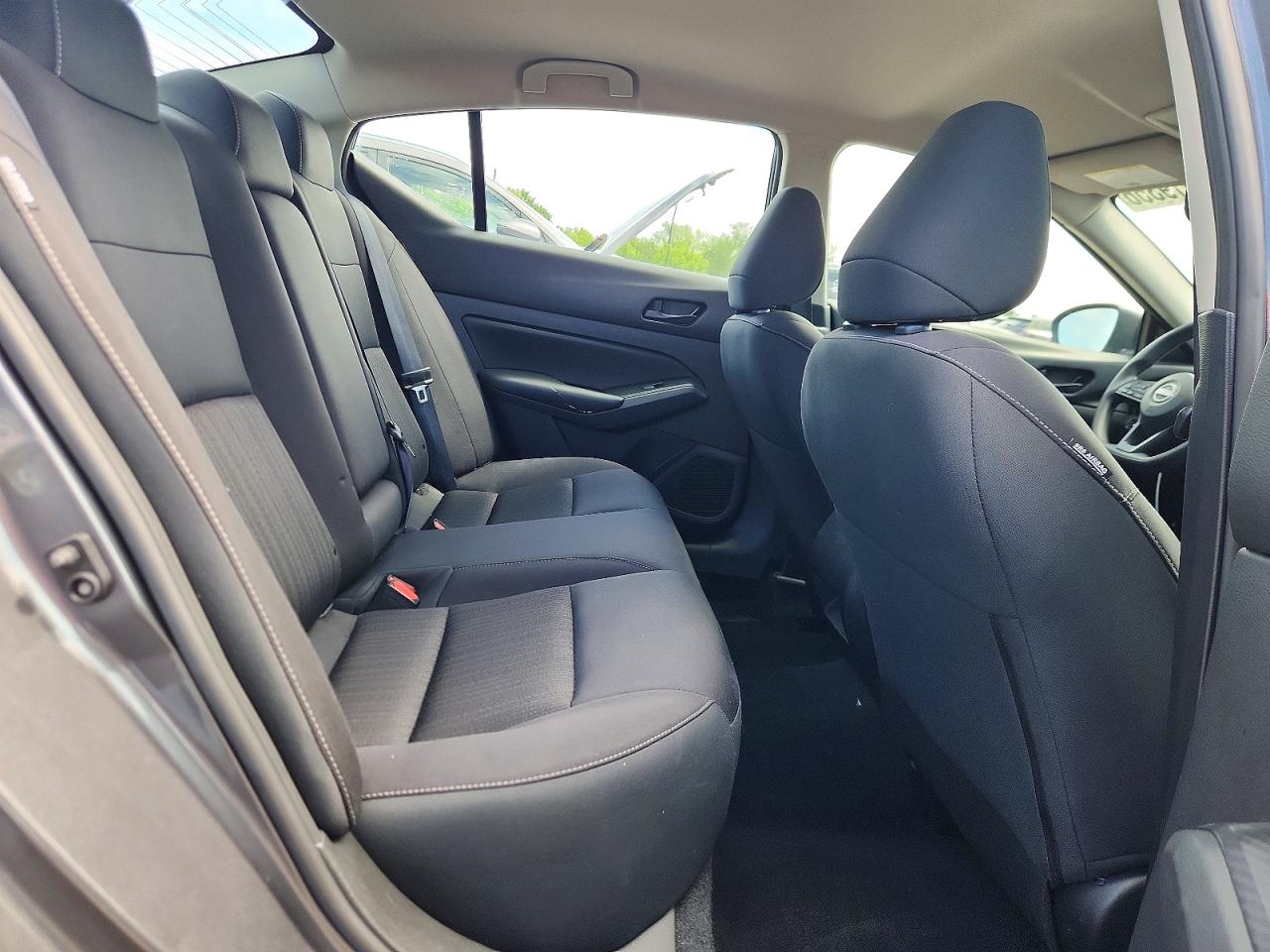 Nissan Altima S