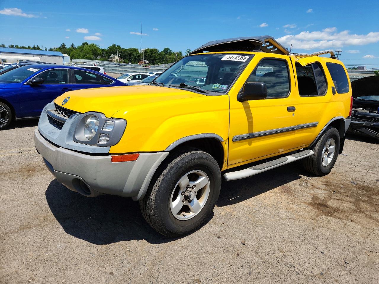 Salvage Nissan Xterra Image