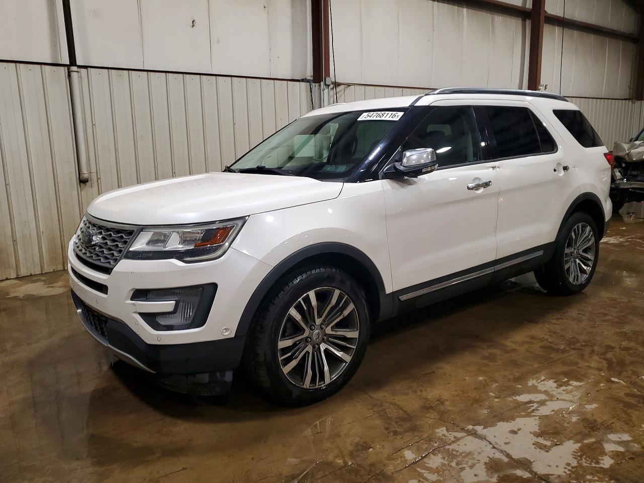Salvage Ford Explorer Image