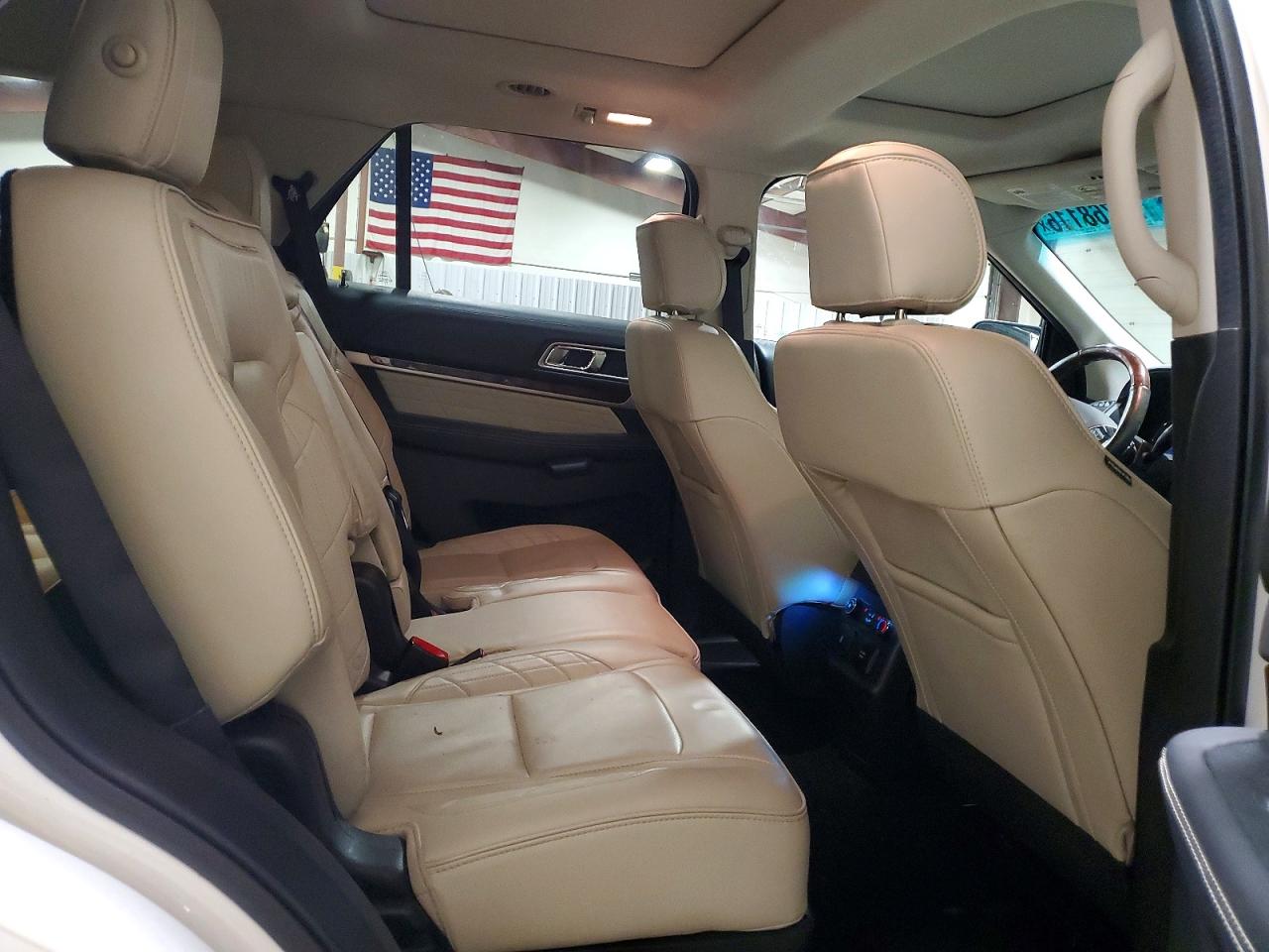 Ford Explorer Platinum