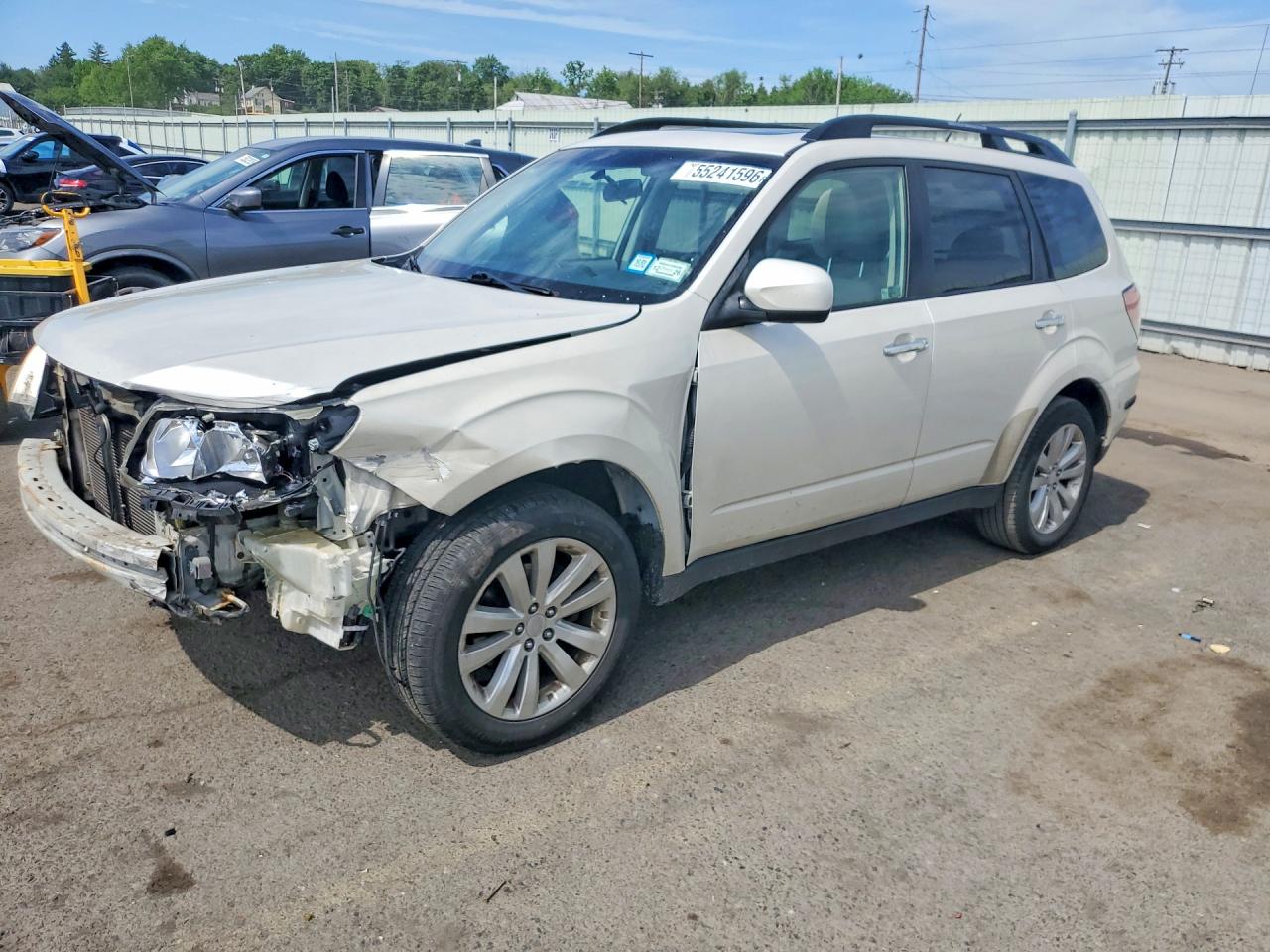 Salvage Subaru Forester Image