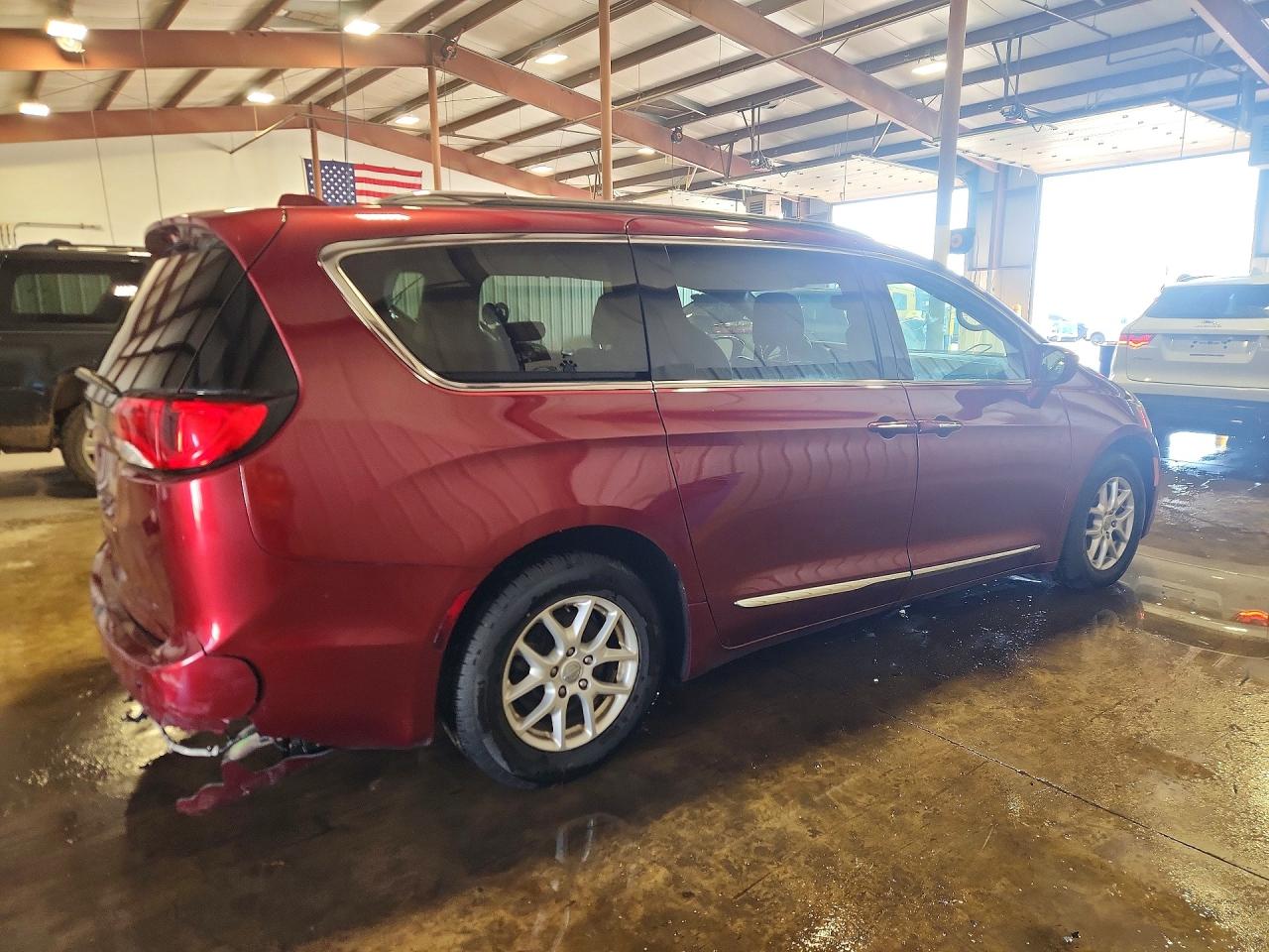 Chrysler Pacifica Touring L