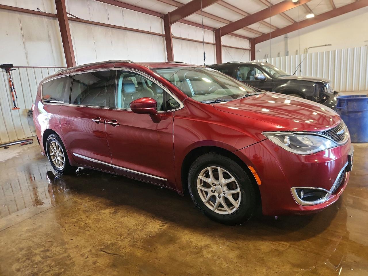 Chrysler Pacifica Touring L