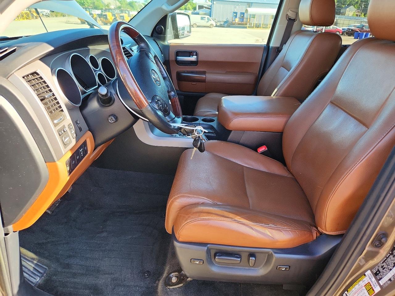 Toyota Sequoia Platinum