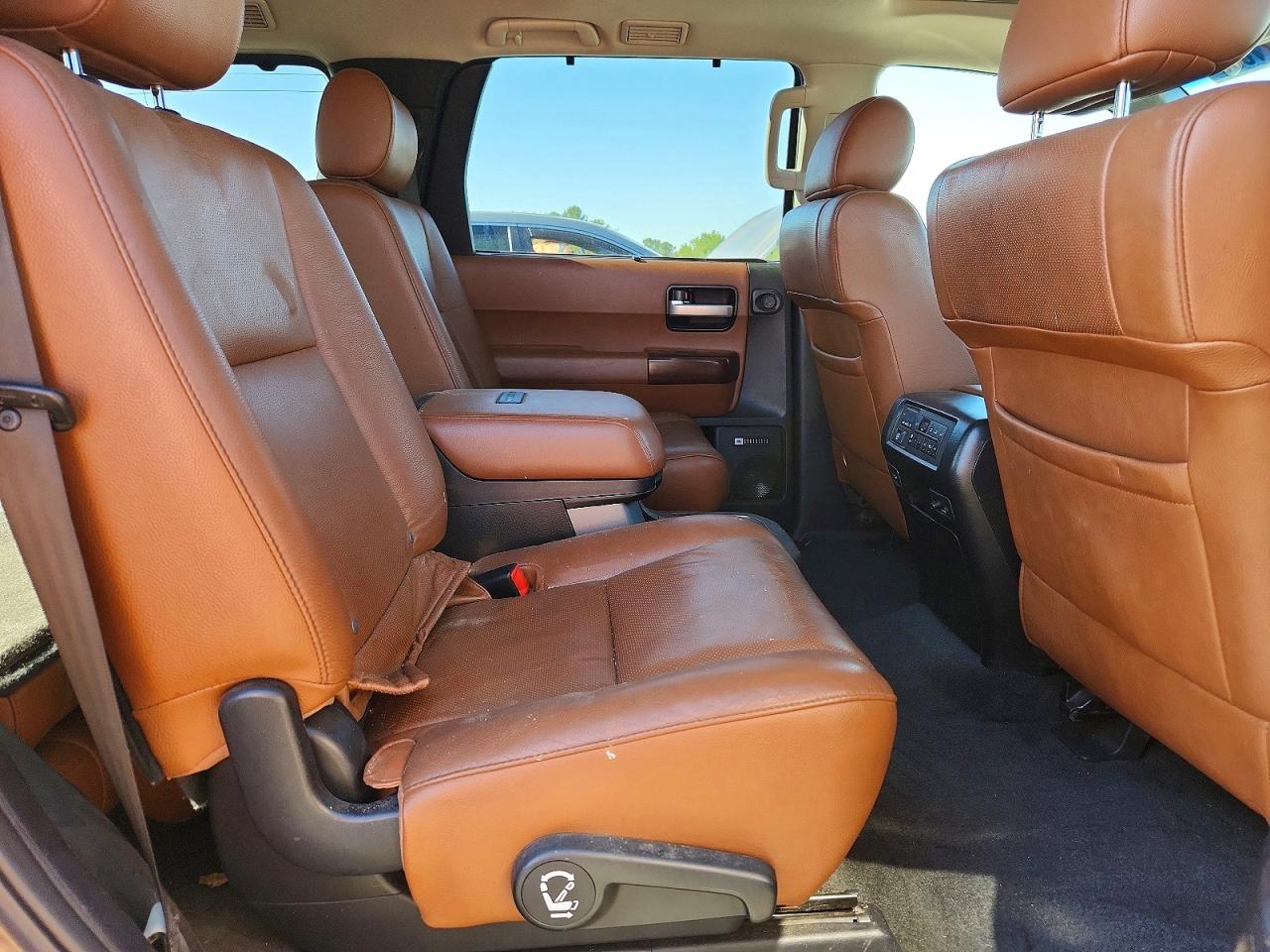 Toyota Sequoia Platinum