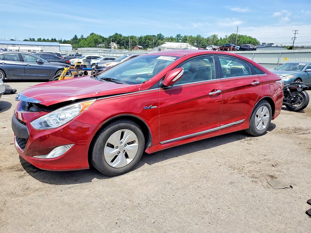 Salvage Hyundai SONATA Image