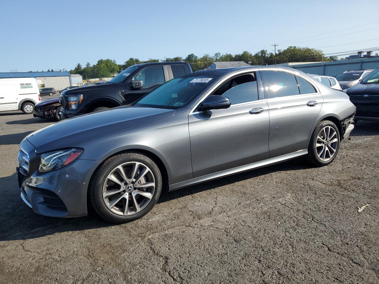 Salvage Mercedes-Benz E-Class Image