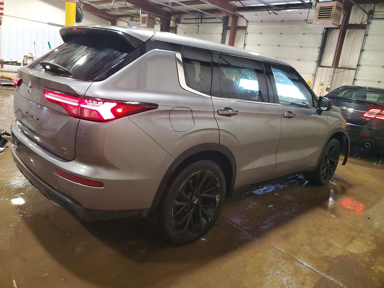 Mitsubishi Outlander Se