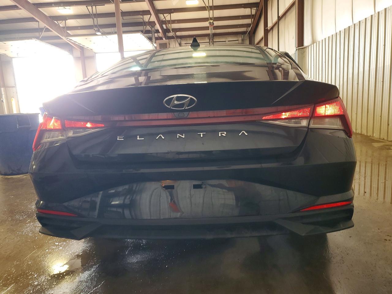 Hyundai ELANTRA Sel