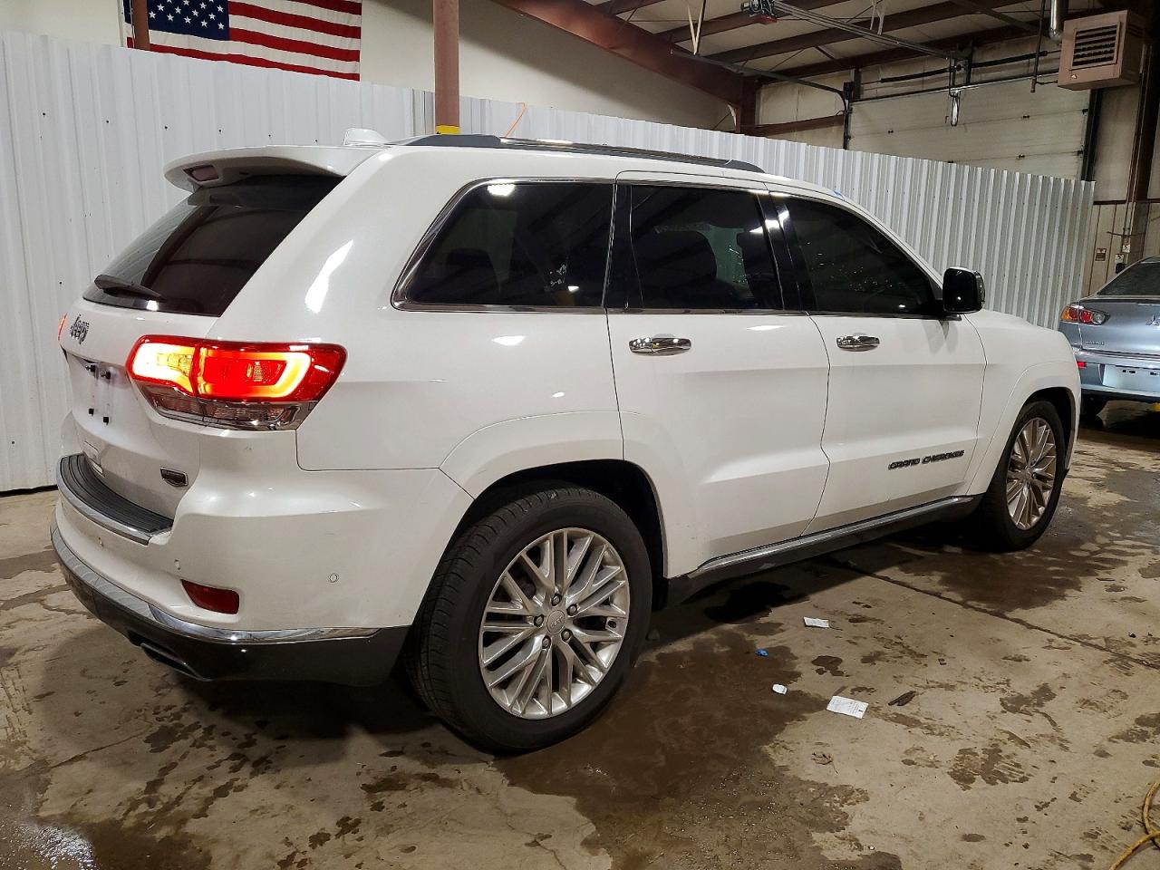 Jeep Grand Cherokee Summit