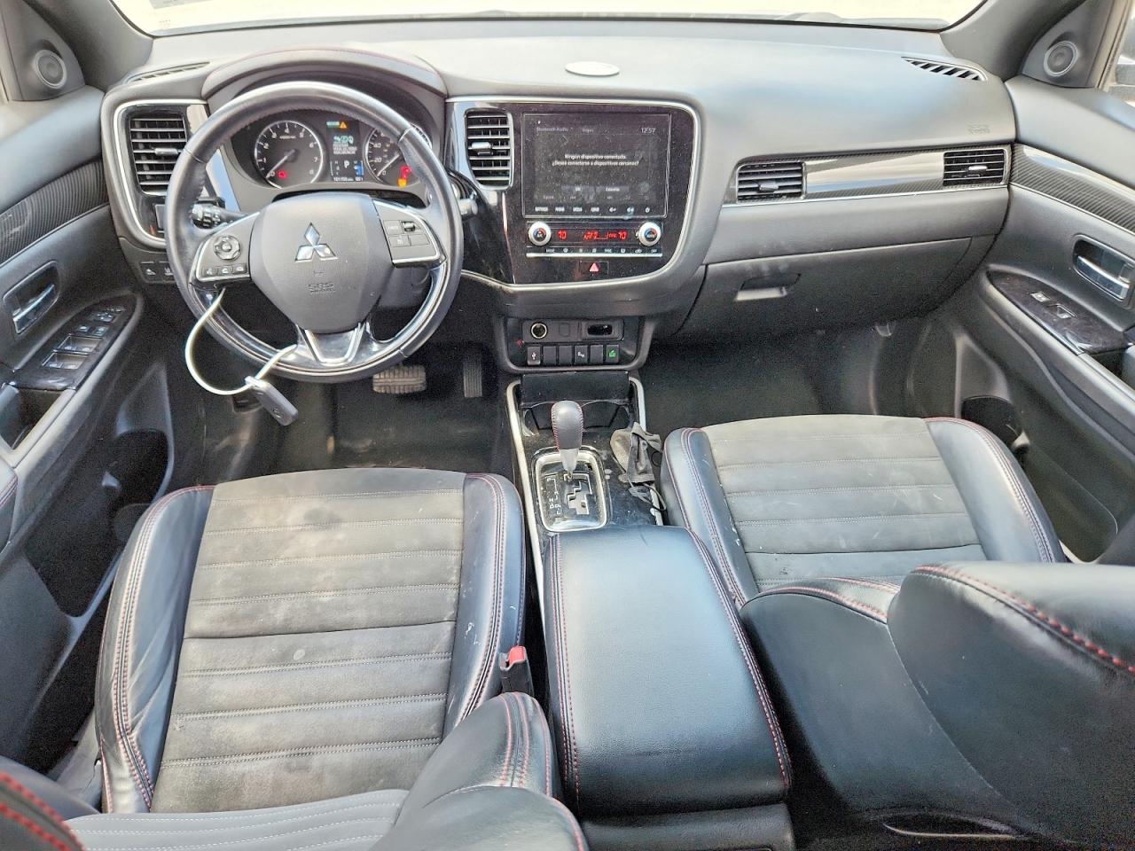 Mitsubishi Outlander Se