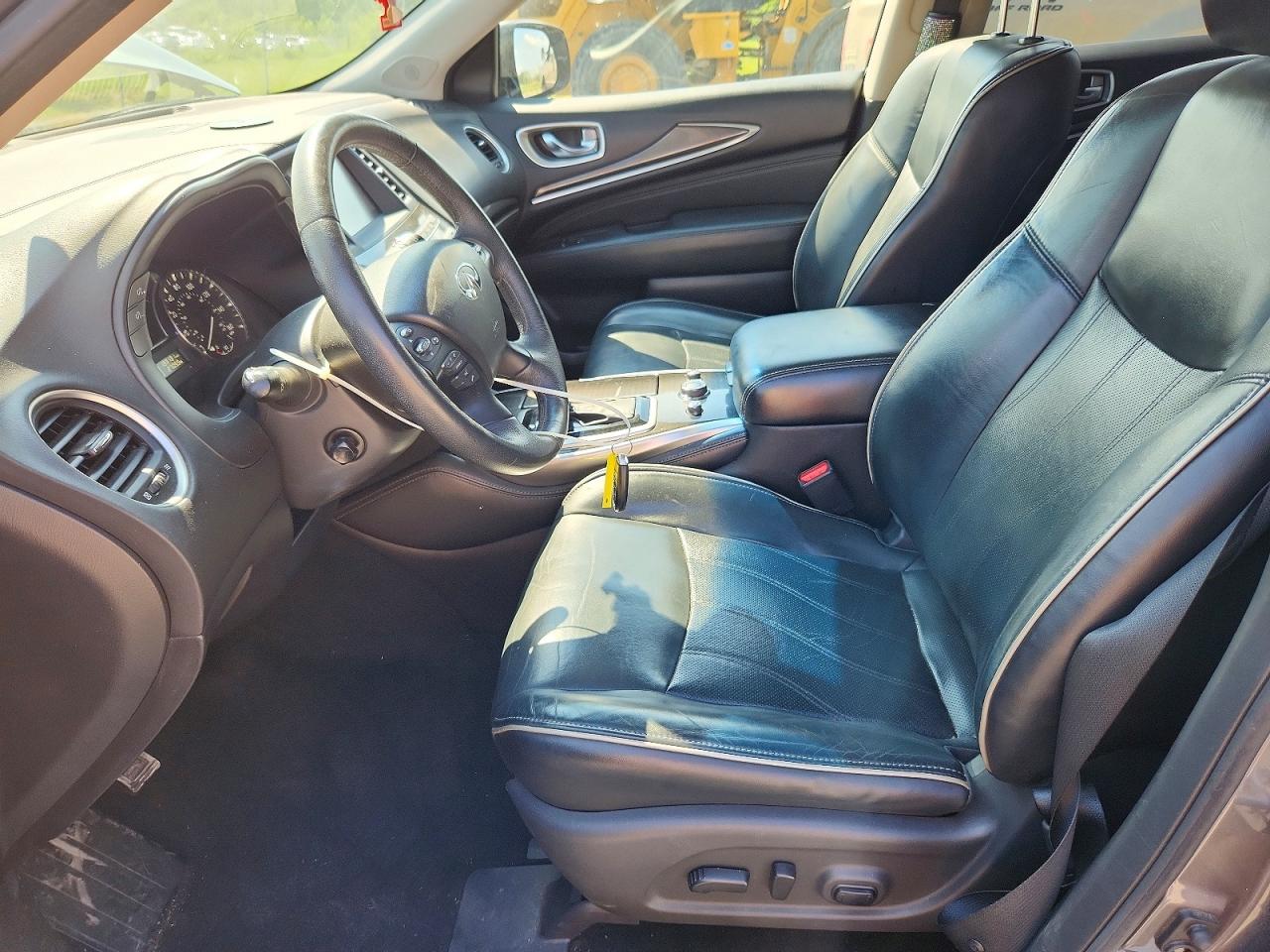 INFINITI Qx Base