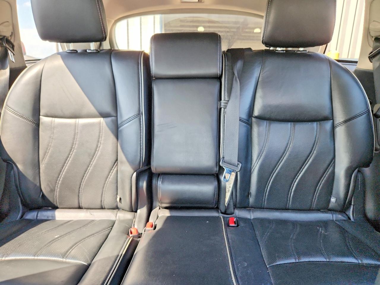 INFINITI Qx Base