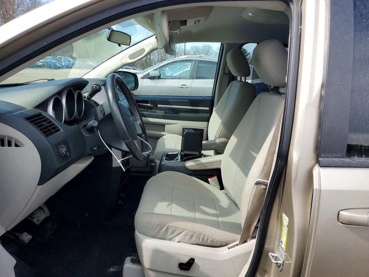 Dodge Caravan Sxt