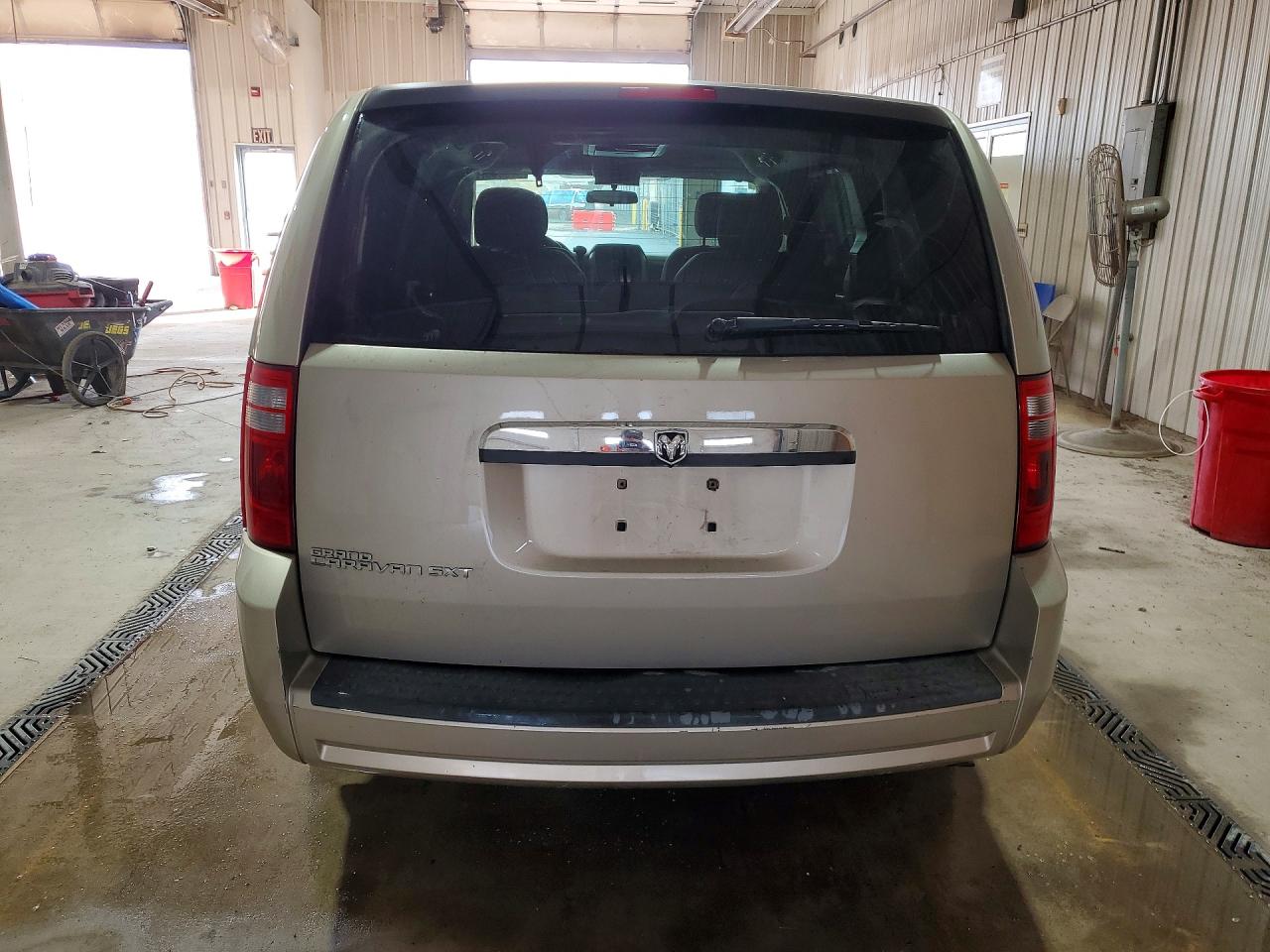 Dodge Caravan Sxt