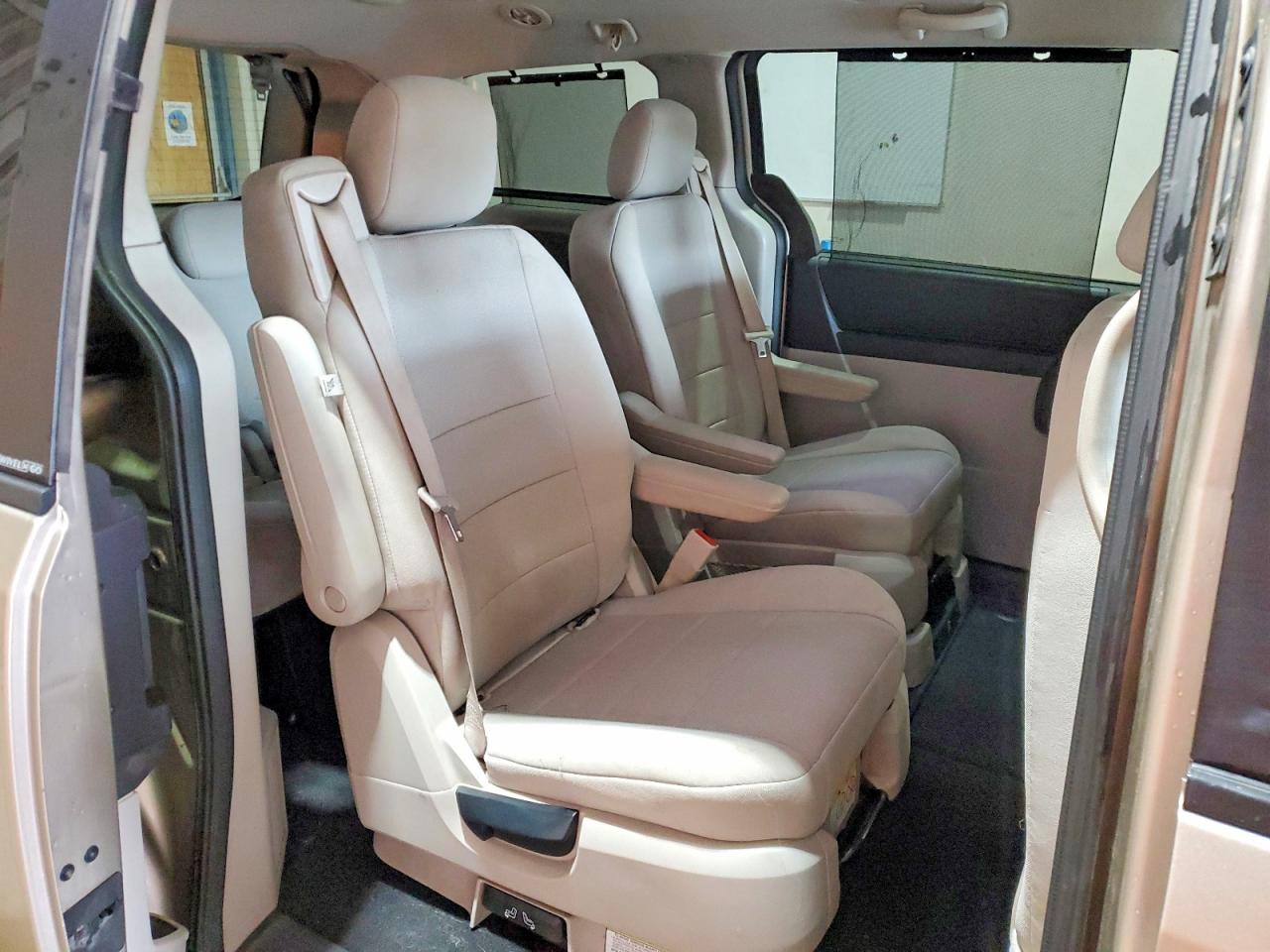 Dodge Caravan Sxt