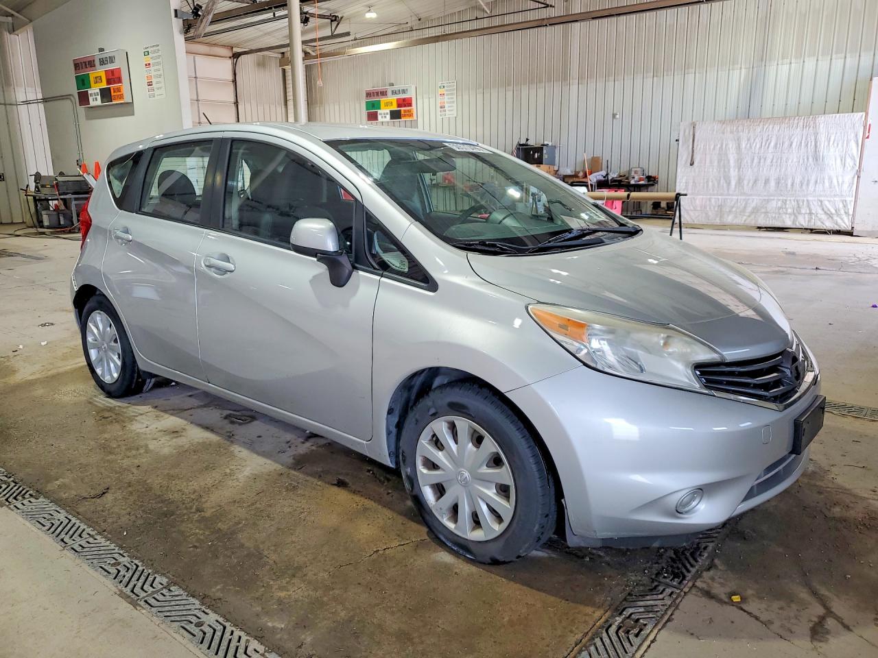 Nissan Versa Sv