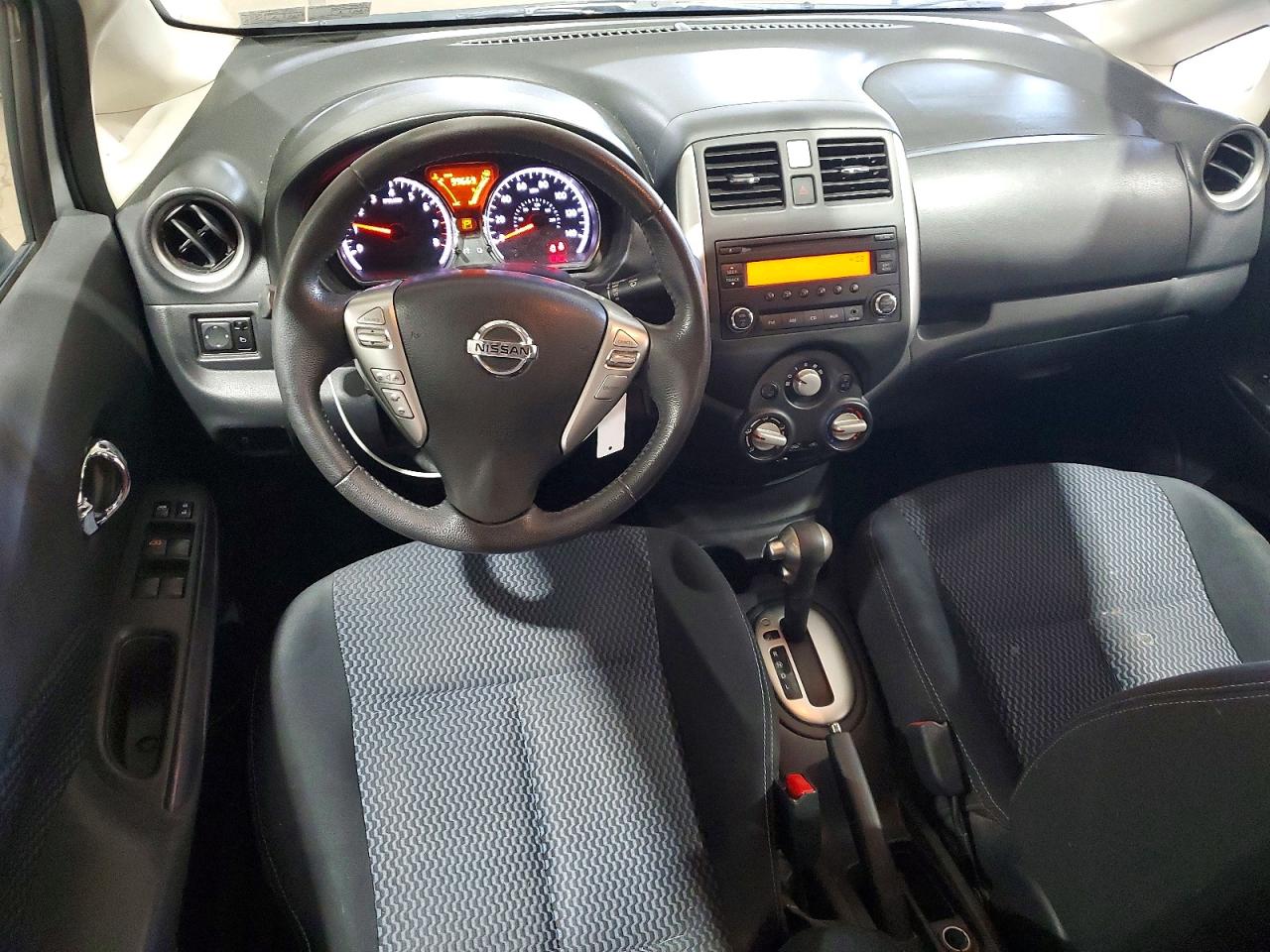 Nissan Versa Sv