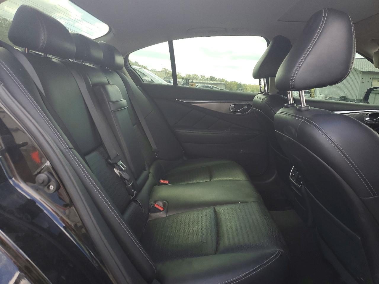 INFINITI Q50 3.0t S 3.0t Sport