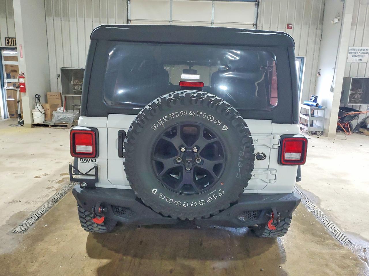Jeep Wrangler Sport