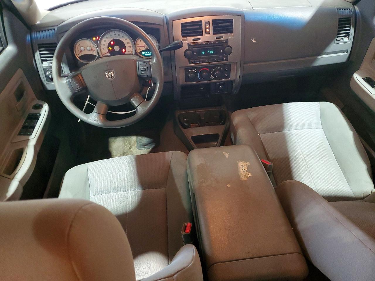 Dodge Dakota Quad Slt