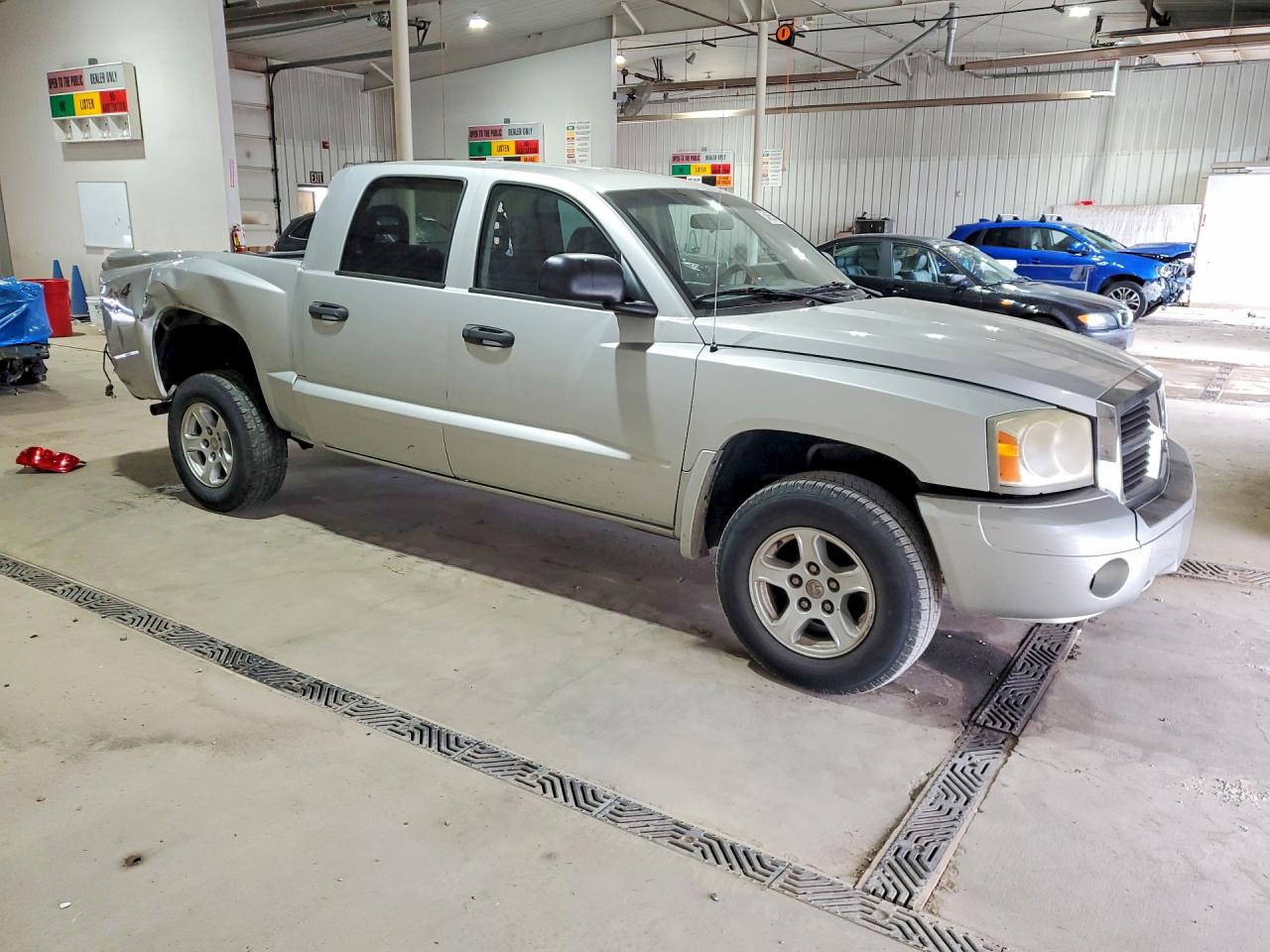 Dodge Dakota Quad Slt