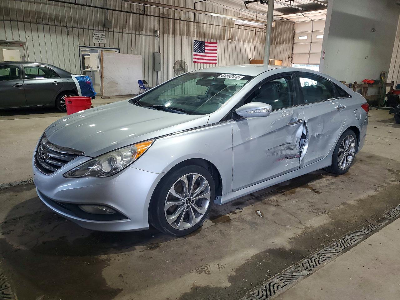 Salvage Hyundai SONATA Image