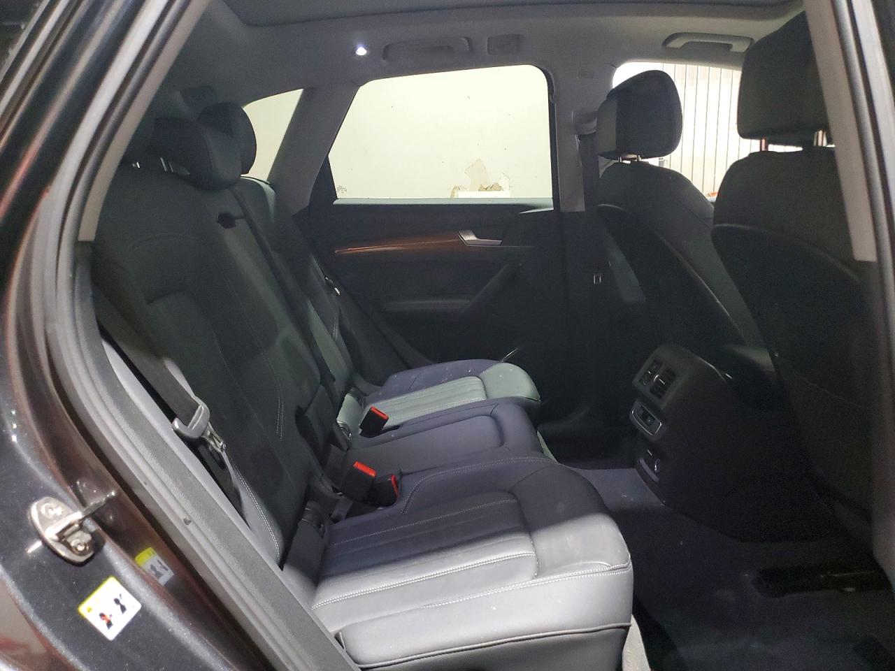 Audi Q5 Premium Plus 45