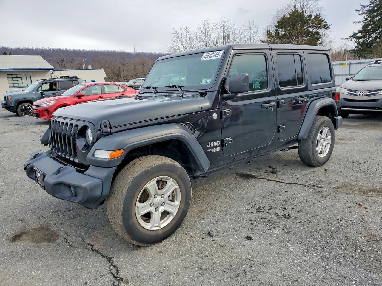 Salvage Jeep Wrangler Image