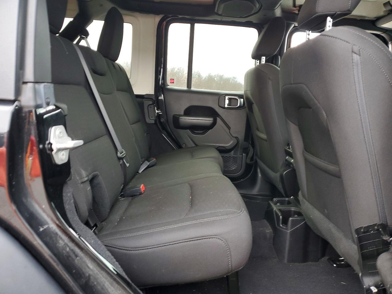 Jeep Wrangler Sport