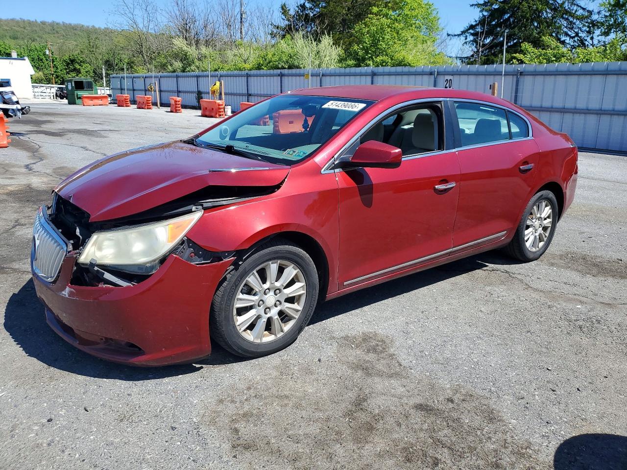 Salvage Buick LaCrosse Image