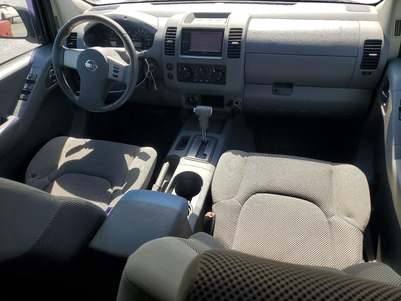 Nissan Frontier Se