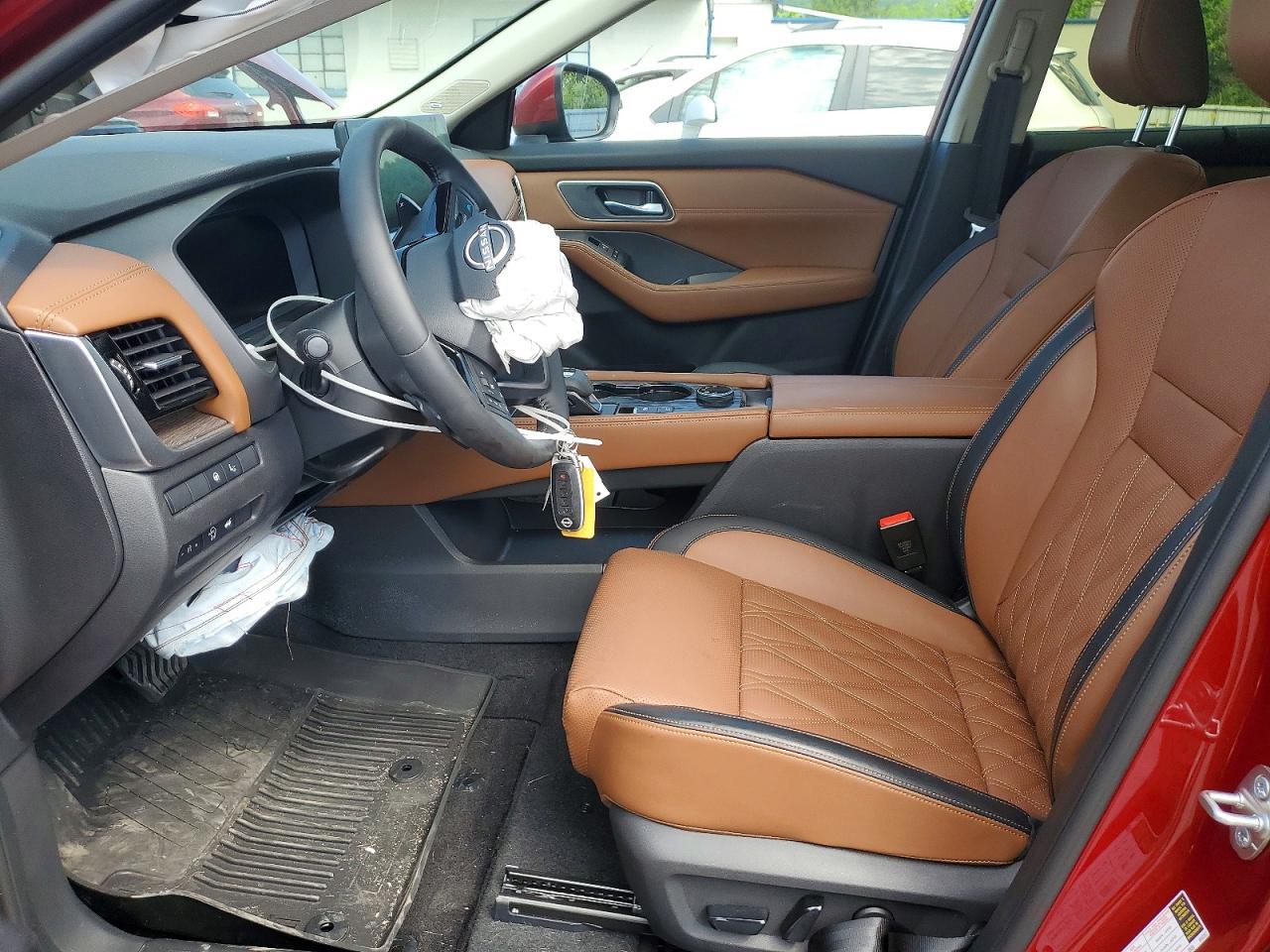 Nissan Rogue Platinum
