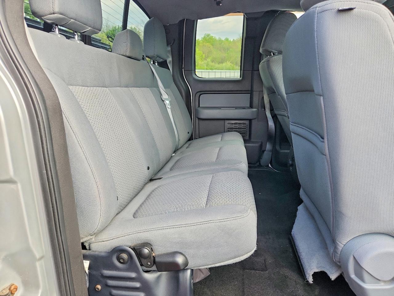 Ford F-150 Super Cab