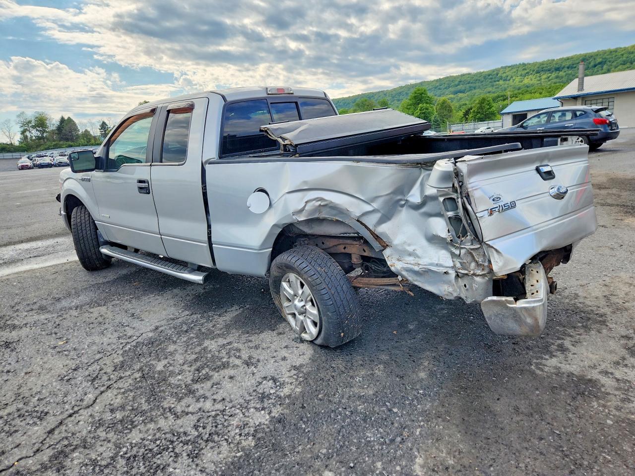 Ford F-150 Super Cab