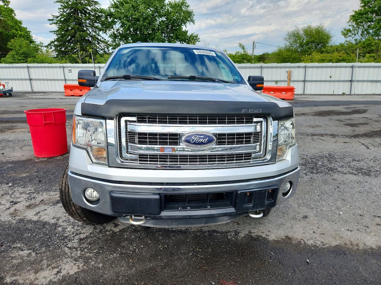 Ford F-150 Super Cab