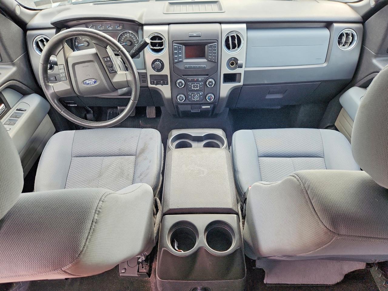 Ford F-150 Super Cab