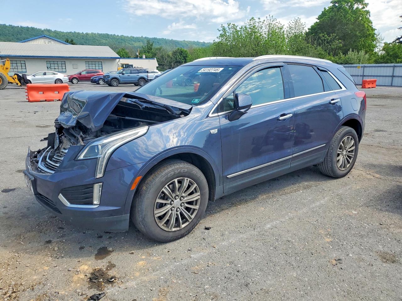 Salvage Cadillac XT5 Image