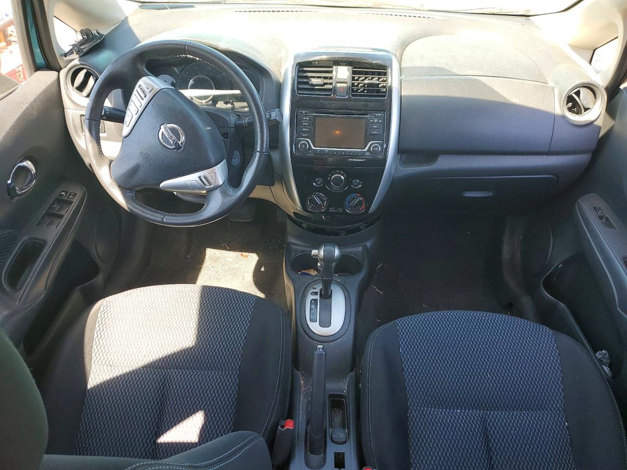 Nissan Versa Sv